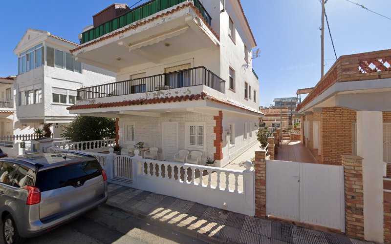 Fotografia tomada fuera de Montajes PVC Aluminio - Carpenter en Oliva, Valencia