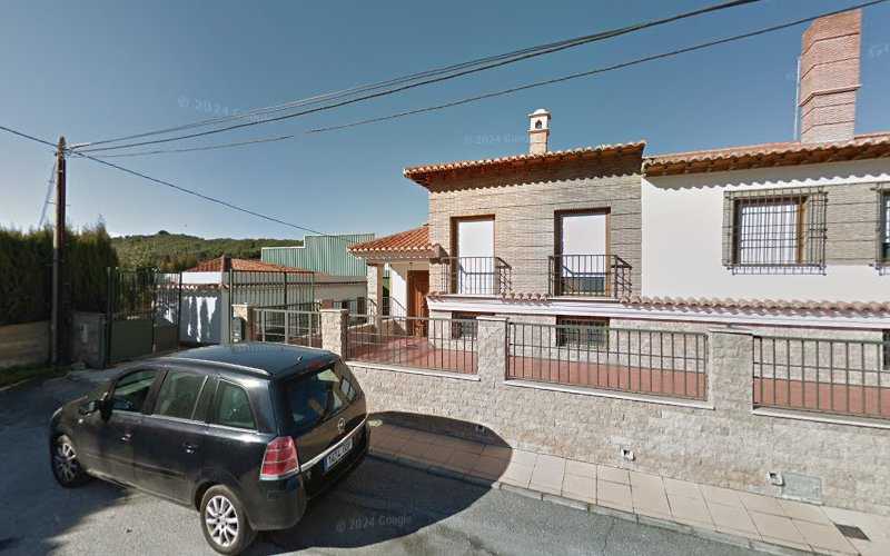 Fotografia tomada fuera de A.R. Carpintería - Fábrica de muebles en Alcudia de Guadix, Granada