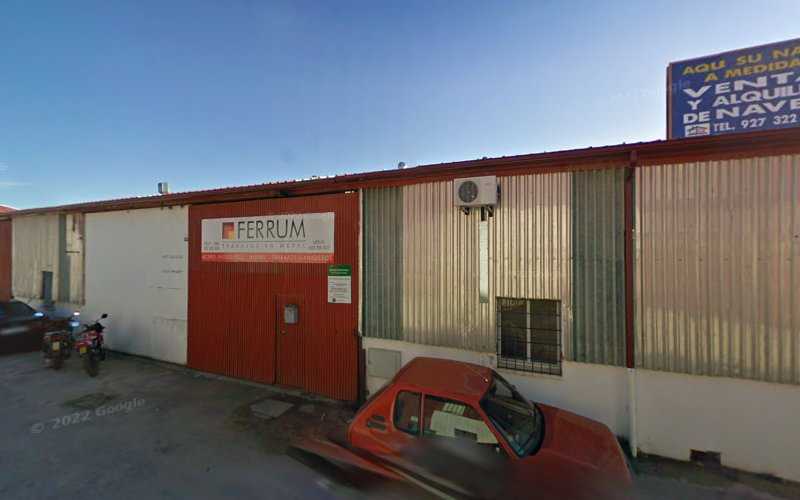 Fotografia tomada fuera de juan ramon espada jimenez - Carpintería metálica y de aluminio en Trujillo, Cáceres