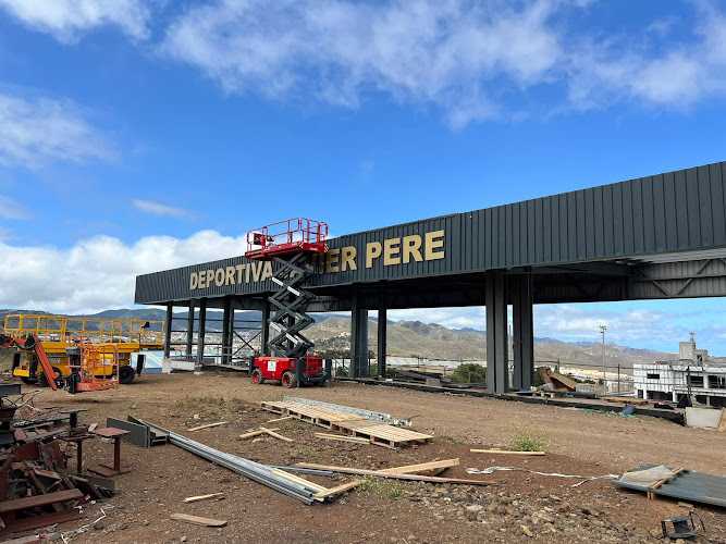 Fotografia tomada fuera de Capintería Metálica Tenerife A.I.M - Carpintería metálica y de aluminio en Arona, Santa Cruz de Tenerife