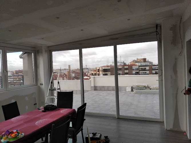 Fotografia tomada fuera de TUKASA REFORMAS - Reformas en Albacete, Albacete