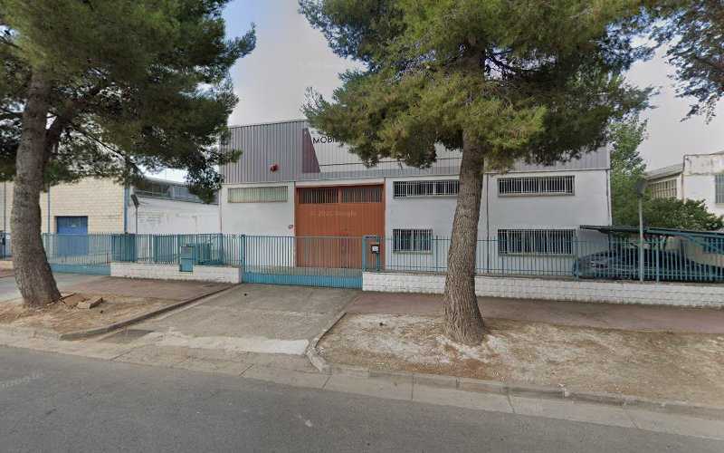 Fotografia tomada fuera de Ebanite Fábrica - Fábrica de muebles en Albacete, Albacete