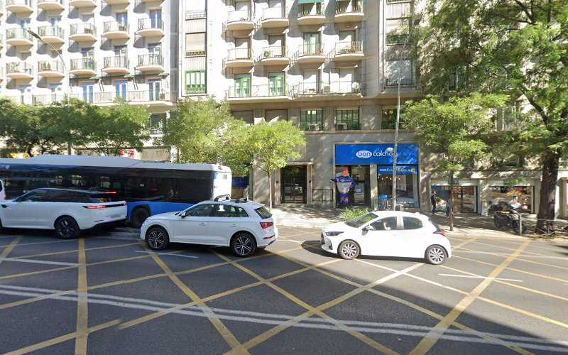 Fotografia tomada fuera de Couper Española S A - Carpintería metálica y de aluminio en Madrid, Madrid