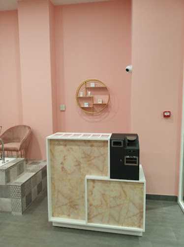 Fotografia tomada fuera de Reformes i Construccions.Cat - Professional de reformes menors en Figueres, Girona