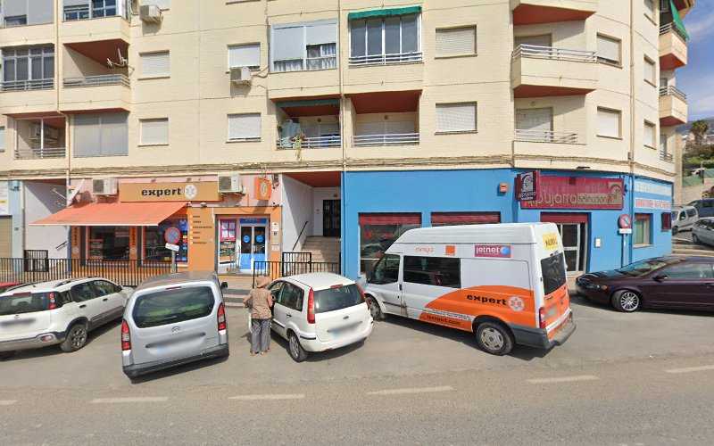 Fotografia tomada fuera de Muebles Alpujarra - Tienda de muebles en Órgiva, Granada