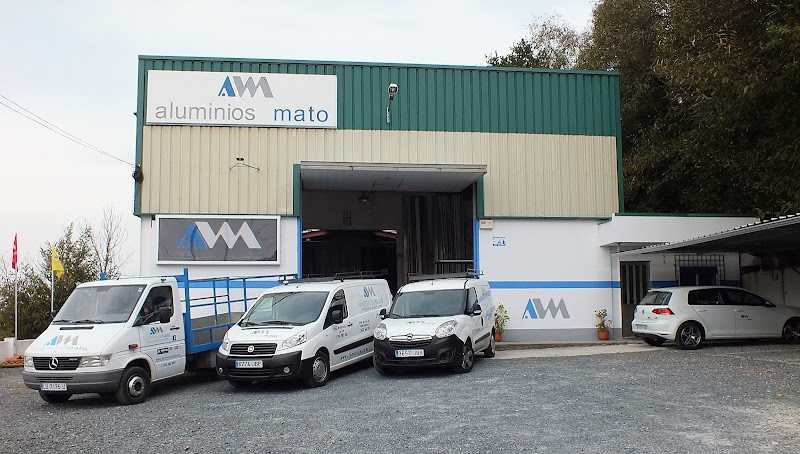 Fotografia tomada fuera de Aluminios Mato - Carpintería metálica y de aluminio en Lalín, Pontevedra