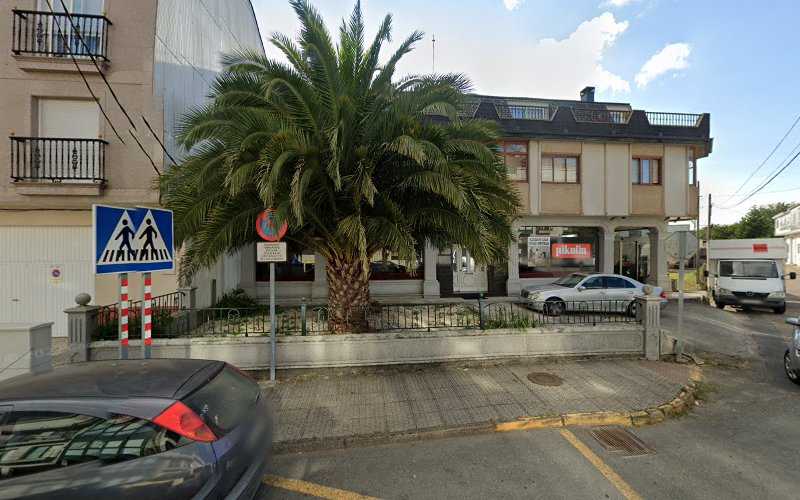 Fotografia tomada fuera de FERMEBAL s.c. - Fábrica de muebles en Lalín, Pontevedra
