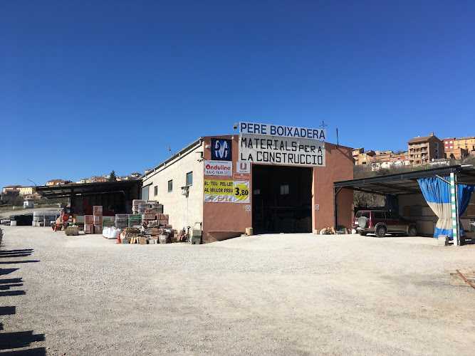 Fotografia tomada fuera de Materials per a la construcció Pere Boixadera - Tienda de materiales para la construcción en Isona, Lérida
