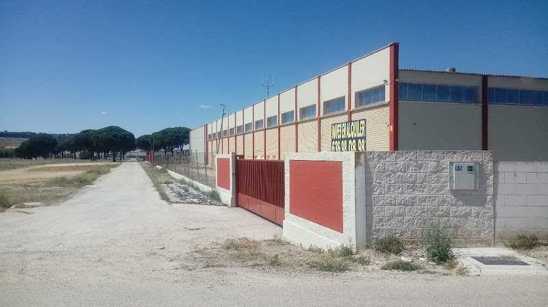 Fotografia tomada fuera de Egarsa - Fábrica de puertas en Íscar, Valladolid