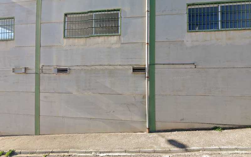 Fotografia tomada fuera de Torneados Granada - Fábrica en Ibros, Jaén