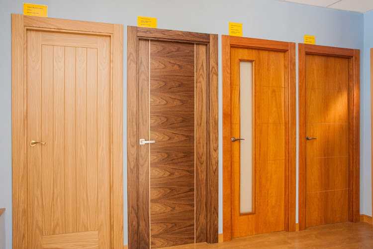 Fotografia tomada fuera de Codema - Fábrica de puertas en Gijón, Asturias