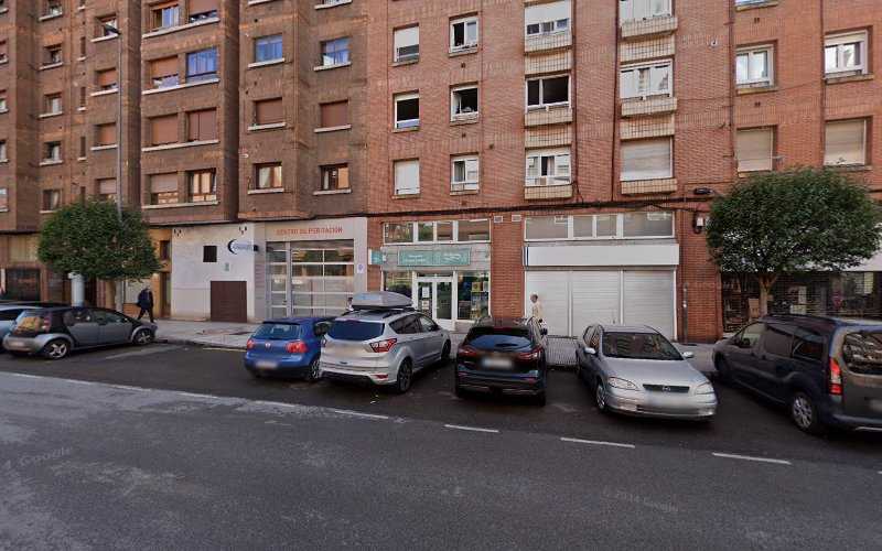 Fotografia tomada fuera de vico ventanas - Carpintería metálica y de aluminio en Gijón, Asturias