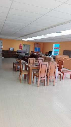 Fotografia tomada fuera de Muebles del Hogar - Tienda de muebles en Perales del Alfambra, Teruel