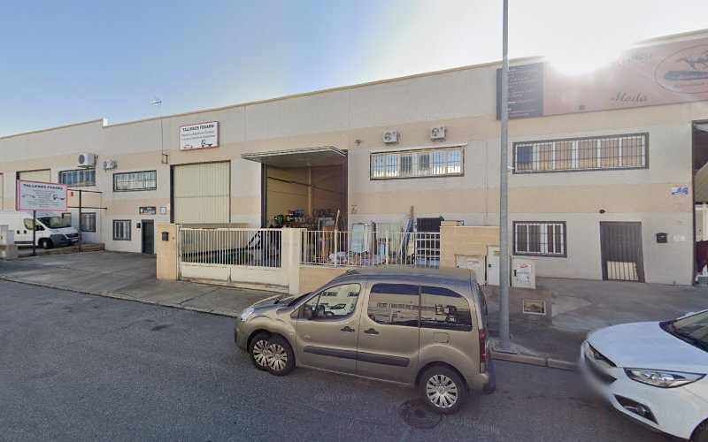 Fotografia tomada fuera de Aluminios Perfimag - Carpintería metálica y de aluminio en Numancia de la Sagra, Toledo