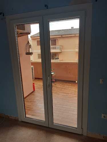 Fotografia tomada fuera de Domínguez - Carpintería metálica y de aluminio en Palma, Baleares