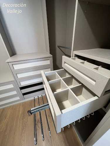 Fotografia tomada fuera de Decoración Vallejo - Tienda de muebles en Colmenar Viejo, Madrid