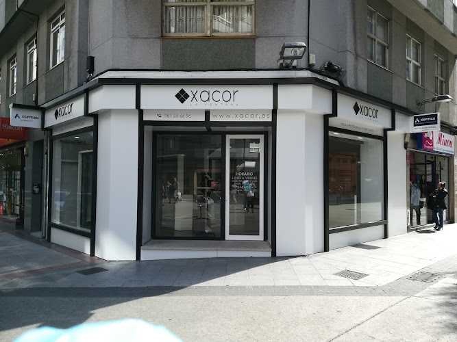 Fotografia tomada fuera de XACOR La Ventana, S.L. - Servicio de instalación de ventanas en A Coruña, A Coruña