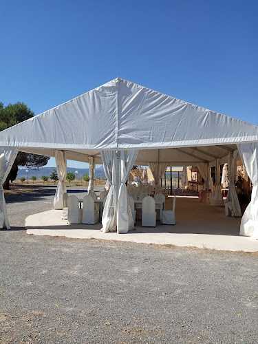 Fotografia tomada fuera de Carpas Rudi - Carpintería metálica y de aluminio en Alcalá la Real, Jaén