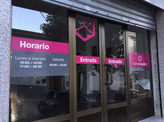 Fotografia tomada fuera de Factormueble - Mobiliario y Decoración - Tienda de muebles en Montefrío, Granada