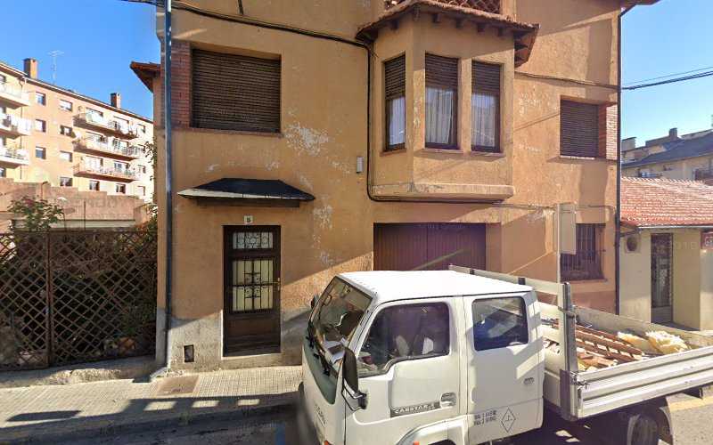 Fotografia tomada fuera de Cristalerías Pirineo - Botiga de vidre i miralls en Puigcerdà, Girona