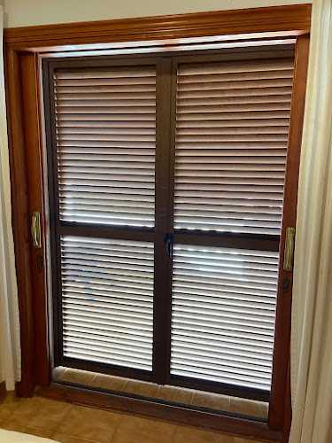 Fotografia tomada fuera de Caino Aluminios S L - Metal·listeria en Pedreguer, Alicante