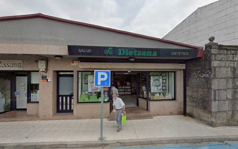 Fotografia tomada fuera de PORRINO MOBLES S.L. - Tienda de muebles en O Porriño, Pontevedra