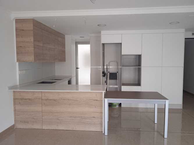 Fotografia tomada fuera de Carpintería Francisco García - Carpintería en Yecla, Murcia