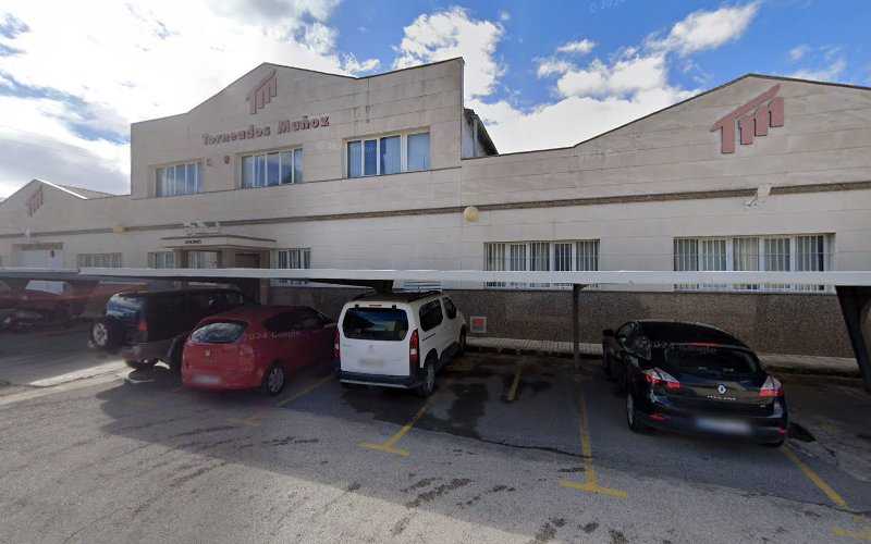 Fotografia tomada fuera de JOYMA, S.L. - Carpintería en Yecla, Murcia