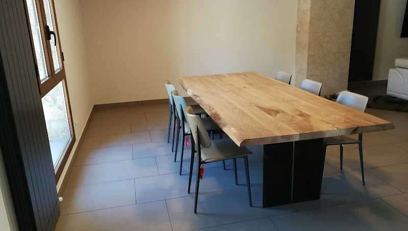 Fotografia tomada fuera de Gasol Mobles - Botiga de mobles en Balaguer, Lérida