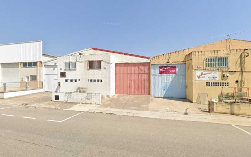 Fotografia tomada fuera de Aluminis Valls - Metal·listeria en Valls, Tarragona