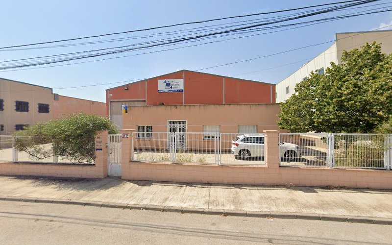 Fotografia tomada fuera de Serralleria Albert Avellà, S.L. - Serraller en Valls, Tarragona