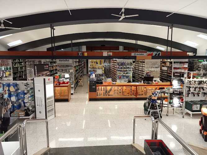 Fotografia tomada fuera de Ferreteria Vives Marin - Mengual Group - Ferretería en Valls, Tarragona