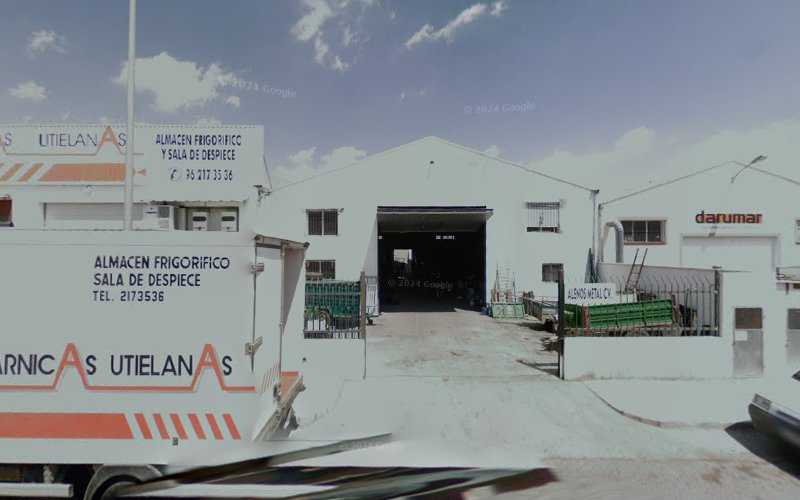 Fotografia tomada fuera de ALUFORJA UTIEL, S.L. - Carpintería metálica y de aluminio en Utiel, Valencia