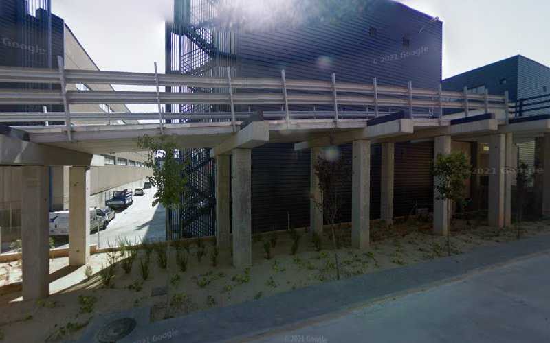 Fotografia tomada fuera de Servialutec - Carpintería metálica y de aluminio en Madrid, Madrid