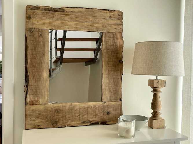 Fotografia tomada fuera de Taller de Daniel - Artesanía en Tiana, Barcelona