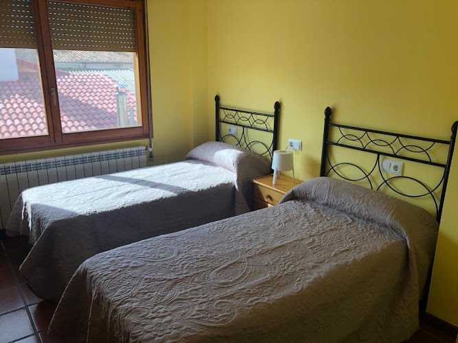 Fotografia tomada fuera de Bar hostal Torralba de los sisones - bares en Torralba de los Sisones, Teruel