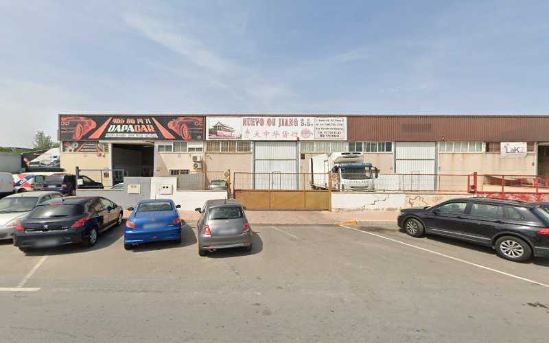 Fotografia tomada fuera de luxmon - fabricantes de ventanas pvc - Carpintería metálica y de aluminio en San Vicente del Raspeig, Alicante