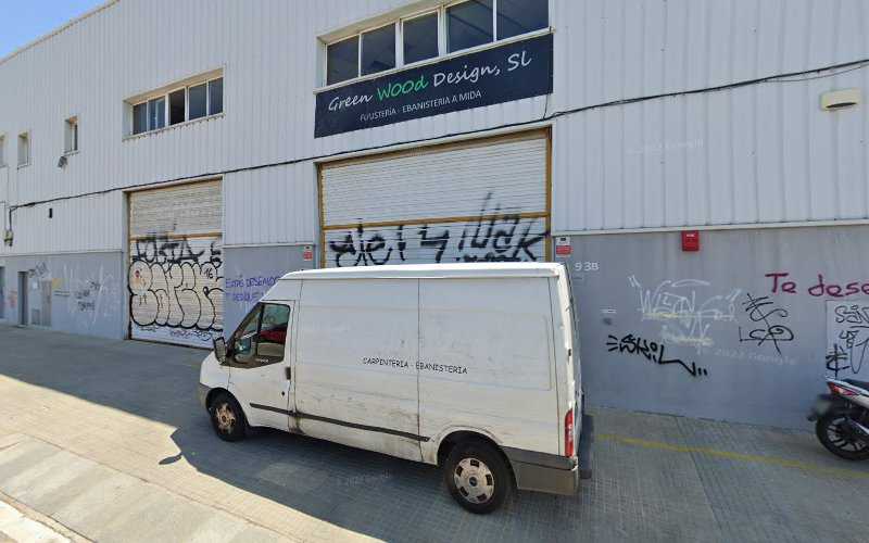 Fotografia tomada fuera de ALQUIMIA FUSTERS - Woodworker en Sant Feliu de Llobregat, Barcelona