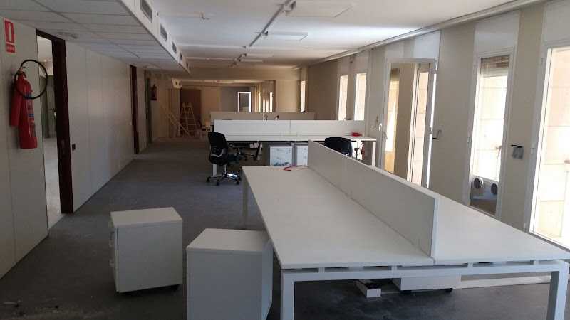 Fotografia tomada fuera de IRAL 3.0 REFORMES I SERVEIS - Reformas en Sant Feliu de Llobregat, Barcelona