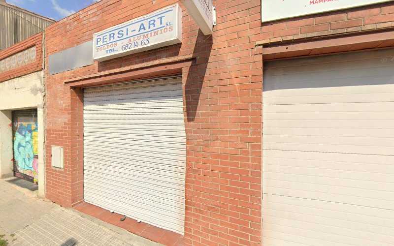 Fotografia tomada fuera de Persi Art - Carpintería metálica y de aluminio en Sant Andreu de la Barca, Barcelona