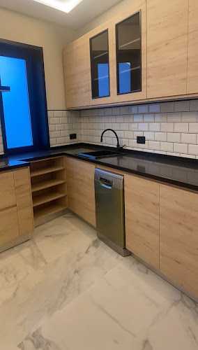 Fotografia tomada fuera de Pinturas Odosan Pintores - Pintor en San Andrés del Rabanedo, León