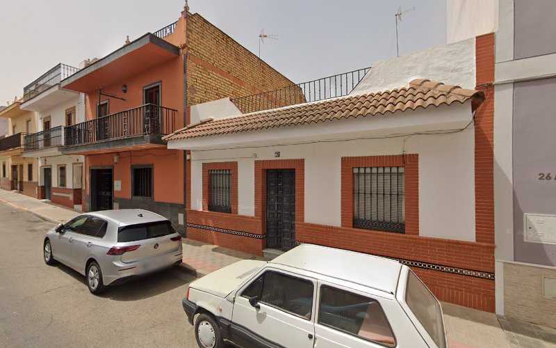 Fotografia tomada fuera de karpimar - Carpintero en Dos Hermanas, Sevilla