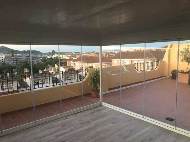 Fotografia tomada fuera de VIDRIOS ABATIBLES - Carpintería en Ciempozuelos, Madrid