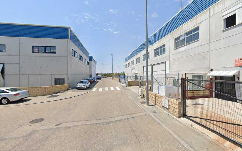 Fotografia tomada fuera de Aluminios Daju - Carpintería metálica y de aluminio en Ciempozuelos, Madrid