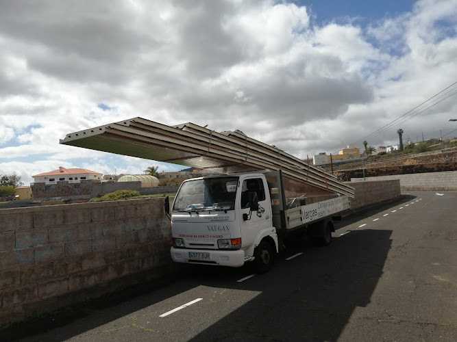 Fotografia tomada fuera de CERRAJERIA VARGAS - Carpintería metálica y de aluminio en Aldea Blanca, Santa Cruz de Tenerife