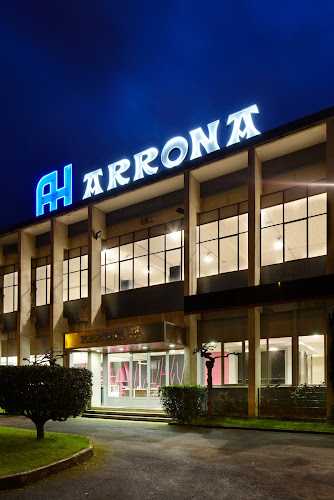 Fotografia tomada fuera de Arrona Hermanos S.L. BRIKOLAIA - Ferretería en Zarautz, Guipúzcoa