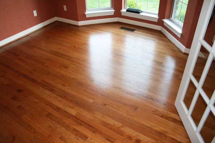 Fotografia tomada fuera de Parquets y tarimas Flavio - Servicio de instalación de suelos de madera en Alcantarilla, Murcia