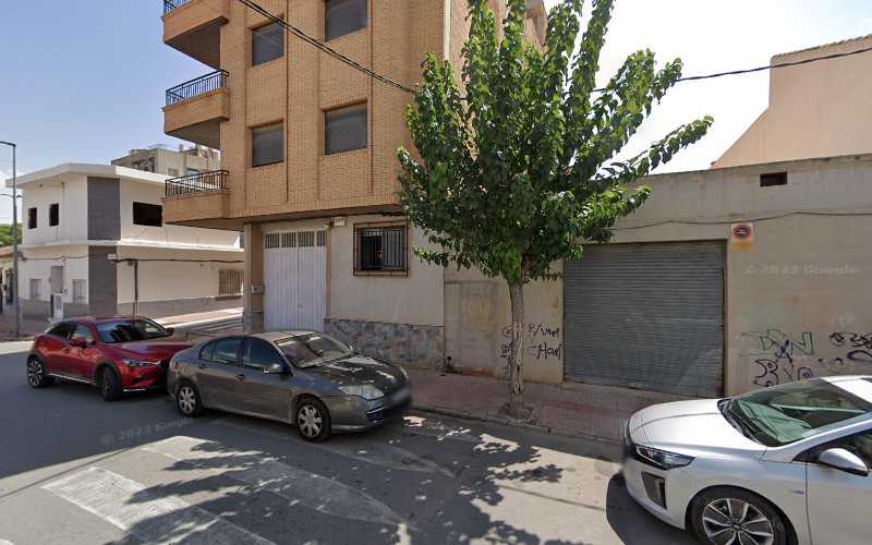 Fotografia tomada fuera de G3 Accesorios S.L. - Carpintería metálica y de aluminio en Alcantarilla, Murcia