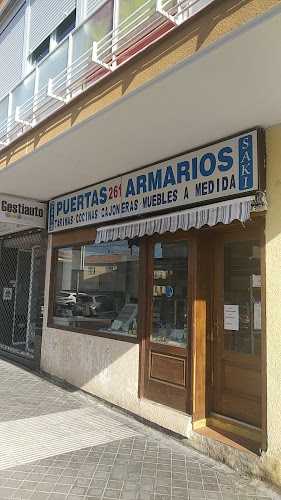 Fotografia tomada fuera de SAKI - Tienda de muebles en Madrid, Madrid