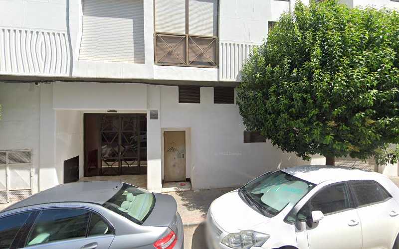 Fotografia tomada fuera de Carpintería Navarro Martínez - Tienda de armarios en Caravaca de la Cruz, Murcia